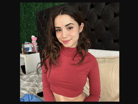 Daisy Blooms Porn Videos & Sex Movies 